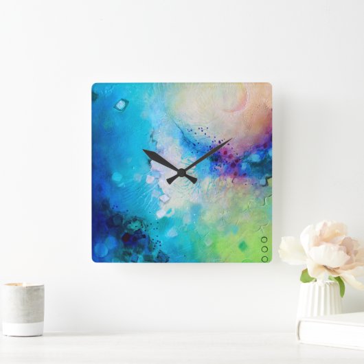 Farbenfrohe, dekorative Uhr (Zuhause)