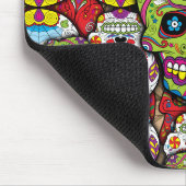 Farbenfrohe Dia de los Muertos Skulls Mousepad (Ecke)