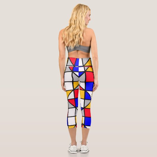 Farbenfrohe Diagonal Squares Capri Leggings (Rückseite)