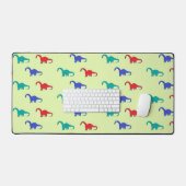 Farbenfrohe Dinosaurier-Muster auf grün Schreibtischunterlage (Tastatur & Maus)