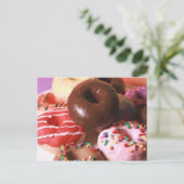 Farbenfrohe Donuts Postkarte (Stehend Vorderseite)