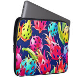 Farbenfrohe Drachenfrucht Laptopschutzhülle (Vorne Rechts)