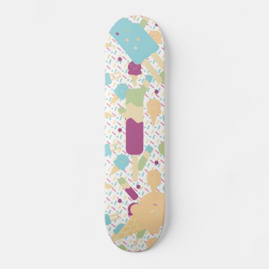 Farbenfrohe Eiscreme Sprinkles Muster Name Skateboard (Vorderseite)