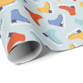 Farbenfrohe Eiszeit Skate Wintermuster Geschenkpapier (Rolleneckpunkt)