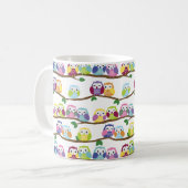 Farbenfrohe Eule auf einem Zweig Kaffeetasse (Vorderseite Links)