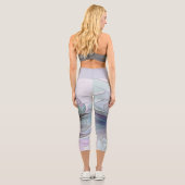 Farbenfrohe Fantasie Abstrakt Modernes Fraktal Blu Capri Leggings (Rückseite)