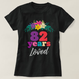 Farbenfrohe Feier für 82 Jahre Loved T-Shirt