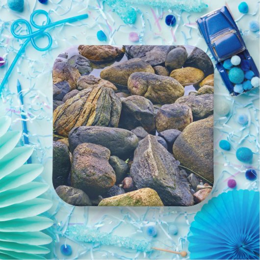 Farbenfrohe Felsen Pappteller (Party)