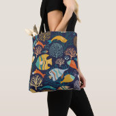 Farbenfrohe Fische: Gewässer Pflanze Muster. Tasche (Von Nahem)