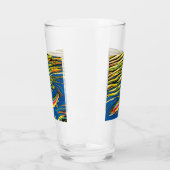 Farbenfrohe Forelle und Wasserarme Glas (Links)