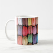 Farbenfrohe französische Macaron-Muster Kaffeetasse (Links)