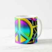 farbenfrohe FRIEDE Kaffeetasse (VorderseiteRechts)
