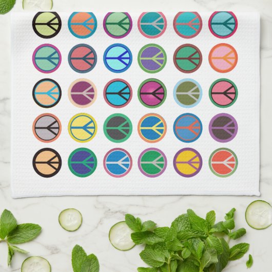 Farbenfrohe Friedenssymbole Geschirrtuch (Gefaltet)