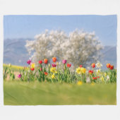 Farbenfrohe Frühlingsblumen mit Tulpen und Affodie Fleecedecke (Vorderseite (Horizontal))