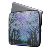 Farbenfrohe Frühlingskirche Blossom Landschaft Laptopschutzhülle (Vorderseite Links)