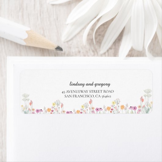 Farbenfrohe Frühlingssymbole Wildblume (Insitu)