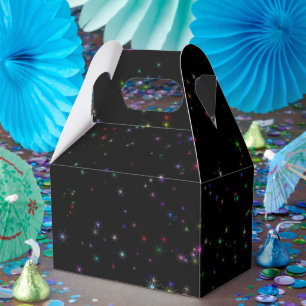 Farbenfrohe funkelnde Sterne im dunkelschwarzen De Geschenkschachtel