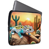 Farbenfrohe Gecko Rocks Design Laptopschutzhülle (Vorne Rechts)