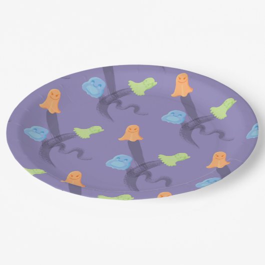 Farbenfrohe Geister im lila Halloween-Party Pappteller (Schrägansicht)