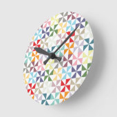 Farbenfrohe geometrische Pinwheel Runde Wanduhr (Winkel)