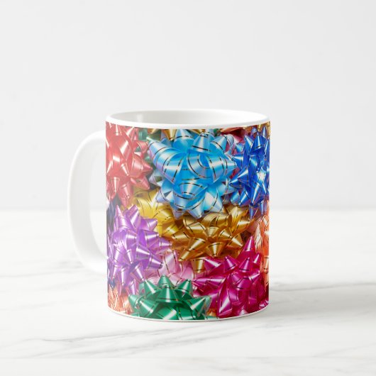 Farbenfrohe Geschenkbogen Party präsentieren Bugfe Kaffeetasse (Vorderseite Links)