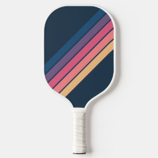 Farbenfrohe gestreifte 70er 80er Jahre klassische Pickleball Schläger