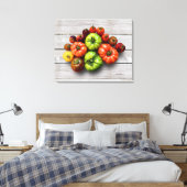 Farbenfrohe gestreifte Tomaten auf Wettertisch Leinwanddruck (Insitu (Schlafzimmer))