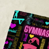 Farbenfrohe Girls Gymnastik Glossartypografie Strandtuch (Beispiel)
