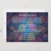 Farbenfrohe Glühen in der dunklen Party Einladung (Rückseite)
