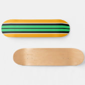 Farbenfrohe, grüne, gelb-gelbe Streifen Skateboard (Horizontal)