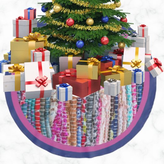 Farbenfrohe handgefertigte brasilianische Textilie Polyester Weihnachtsbaumdecke