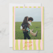 Farbenfrohe handgeschriebene Pinstripes Foto Fun W Einladung (Rückseite)