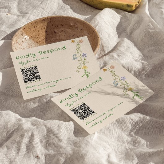 Farbenfrohe handgezeichnete QR-Hochzeit RSVP Karte