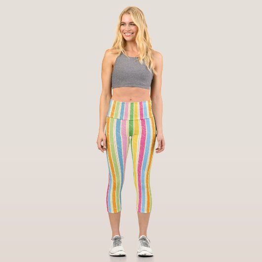 Farbenfrohe, handgezogene Streifen Capri Leggings (Vorderseite)