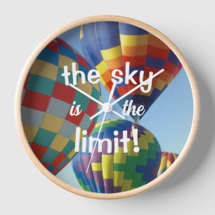 Farbenfrohe Heißluftballons "Der Himmel ist das Li Uhr
