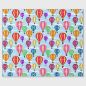 Farbenfrohe Heißluftballons im Himmel Geschenkpapier (Flach)