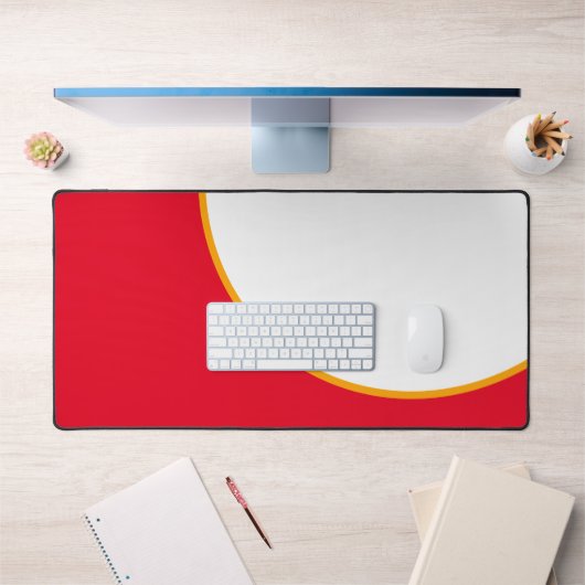Farbenfrohe, hellrote gelbe Krümmer auf Weiß Schreibtischunterlage (Büro 1)