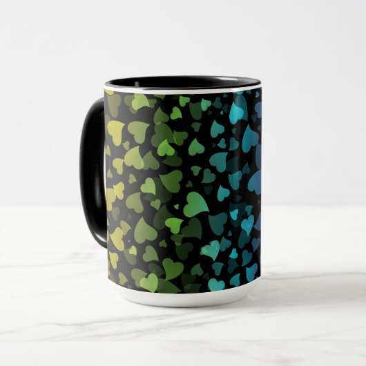 Farbenfrohe, herabfallende Herzen auf schwarz Tasse (Vorderseite Links)
