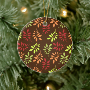 Farbenfrohe Herbstblätter in warmen Tönen Keramik Keramik Ornament