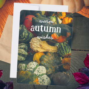 Farbenfrohe Herbstkurz und Kürbis Feiertagskarte