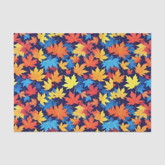 Farbenfrohe Herbstüberreste im dunkelblauen Hinter Seidenpapier (Vorderseite)