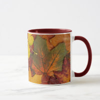 Farbenfrohe Herbstüberreste Keramik Tasse