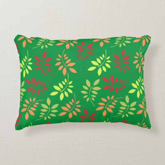 Farbenfrohe Herbstunterschiede in warmen Tönen Dekokissen (Vorderseite)