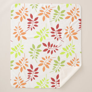 Farbenfrohe Herbstunterschiede in warmen Tönen Sherpadecke