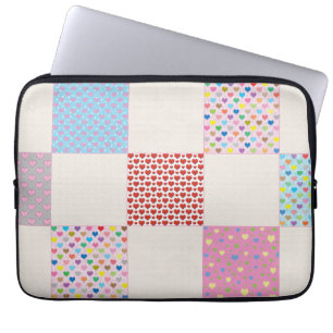 Farbenfrohe Herz-Quilt-Muster Laptopschutzhülle