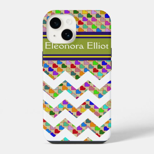 Farbenfrohe Herzen mit Chevron und Monogramm iPhone Hülle (Rückseite)
