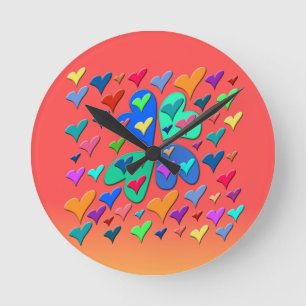 Farbenfrohe Herzen Runde Wanduhr
