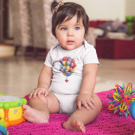 Farbenfrohe, herzenförmige Balloons Baby Strampler