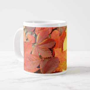 Farbenfrohe Hintergründe der stürmischen Blätter Jumbo-Tasse