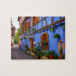 Farbenfrohe historische Häuser Village Frankreich  Puzzle<br><div class="desc">Dieses atemberaubende Puzzle mit seinen bunten historischen Häusern im Elsass,  Frankreich. #history #jigsawpuzzle #gifts #stockingstuffs #games</div>